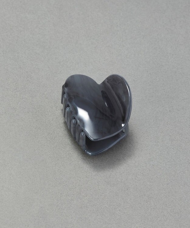 Phoebe マーブルハートバンスクリップ　ブラック ブラック