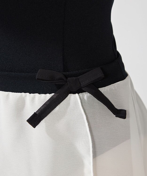 Chacott スカート ブラック（オフホワイト）