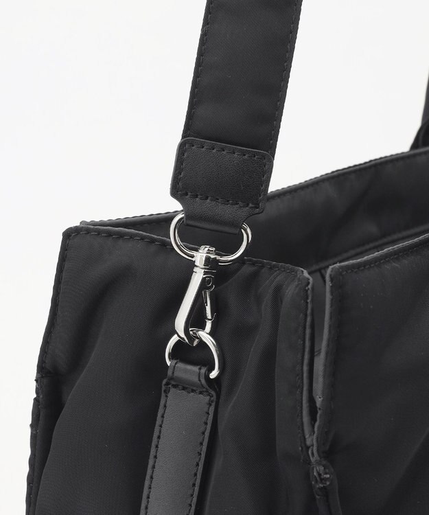 Y'SACCS 【ムック本掲載】ツイルナイロン　スクエアトート　Mサイズ ブラック