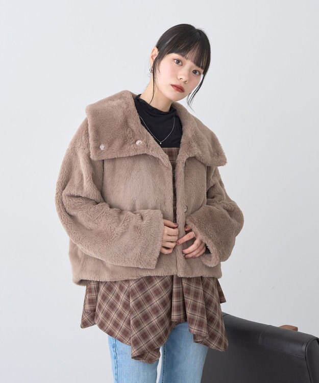 earth music&ecology ファーショートブルゾン Mocha