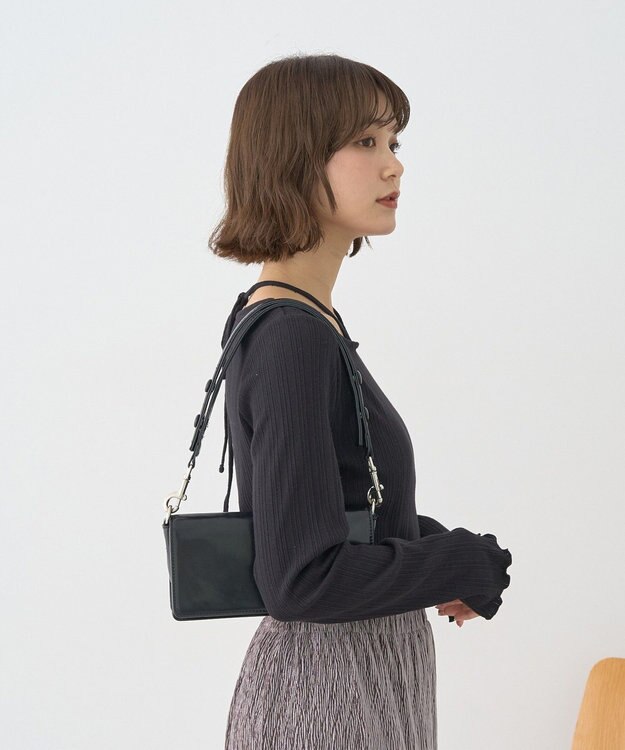 earth music&ecology チェーンリブホルターネックプルオーバー Black