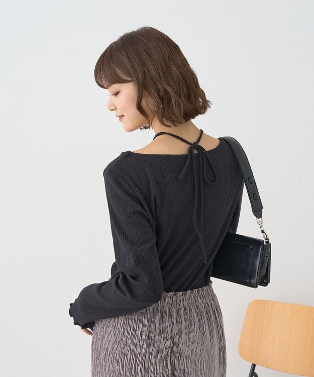 earth music&ecology チェーンリブホルターネックプルオーバー Black