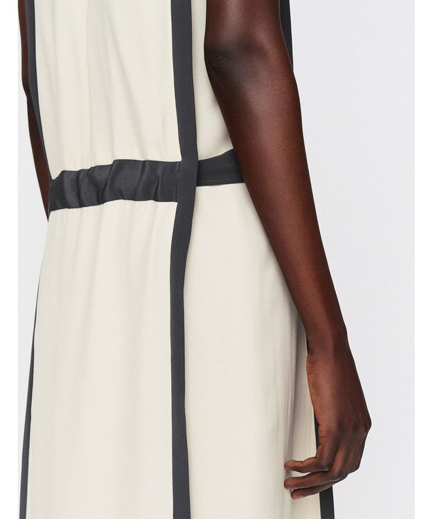 JOSEPH ヘビーシルククレープアニメーション　ベルテッドドレス Oat/Slate