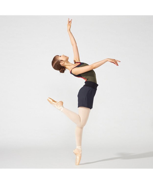 Chacott 【MADOKA SUGAI】ノースリーブレオタード カーキ