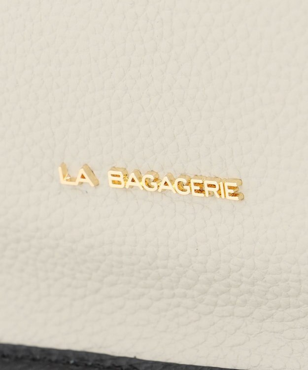LA BAGAGERIE スクエアレザーミニショルダーバッグ アイボリー