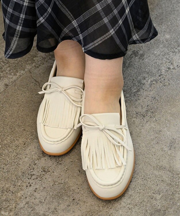 APOM フリンジモカシン15 アイボリー