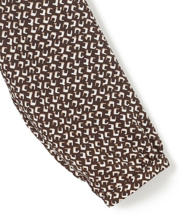 23区 【洗える】モダンジオメトリックプリント ブラウス ダークブラウン系