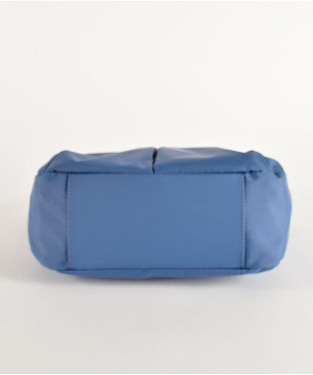 Y'SACCS ナイロンタフタショルダーバッグ　ミディアム ダークブルー