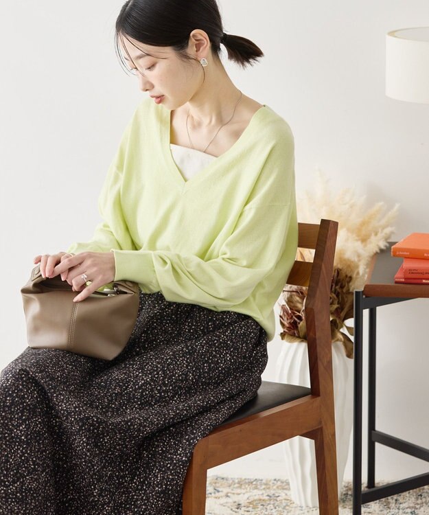 AMERICAN HOLIC Ｖネックニットプルオーバー Light Yellow