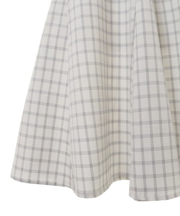 earth music&ecology 裾フレアチェックスカート Off White