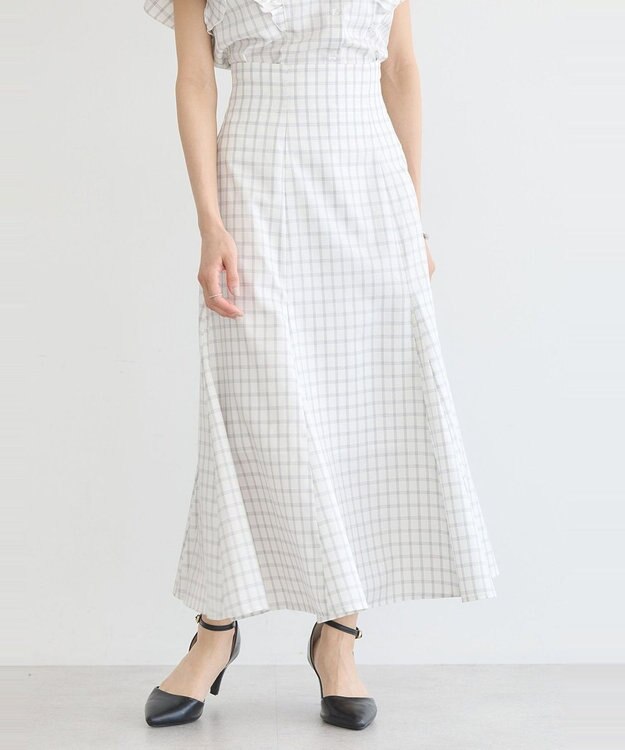 earth music&ecology 裾フレアチェックスカート Off White