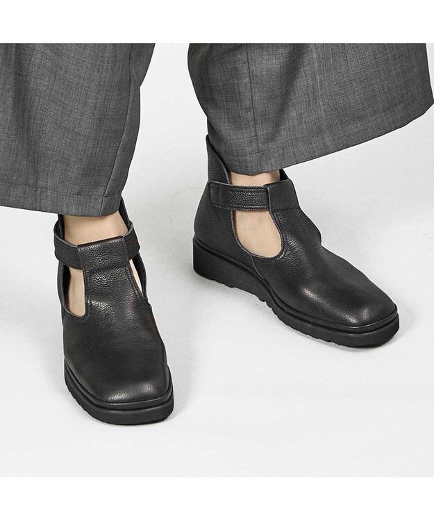 MODE ET JACOMO <D'ICI>ベルト付きサイドオープンブーツ ブラック