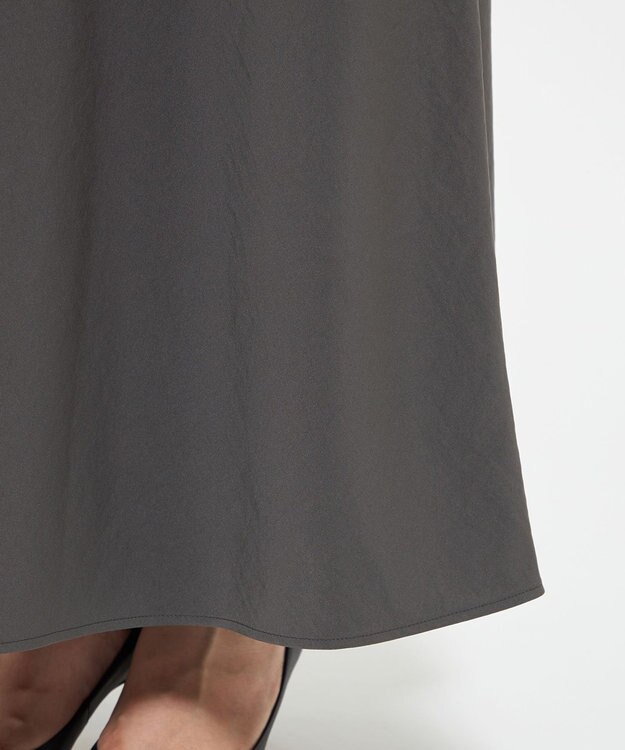 uncrave マット サテン フレアスカート（uncrave STANDARD） スレート
