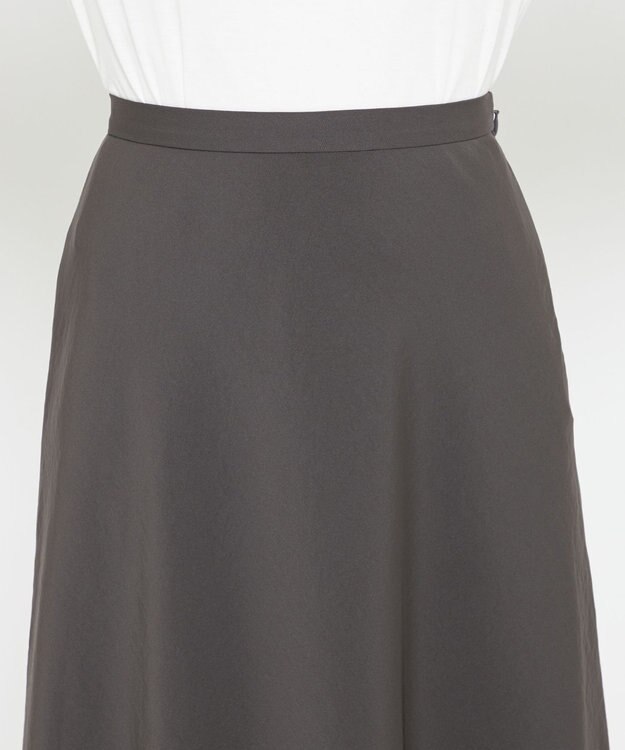 uncrave マット サテン フレアスカート（uncrave STANDARD） スレート