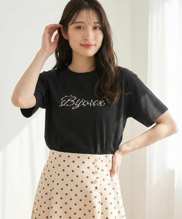 Feroux 【洗える】Bijou刺繍Tシャツ ブラック系