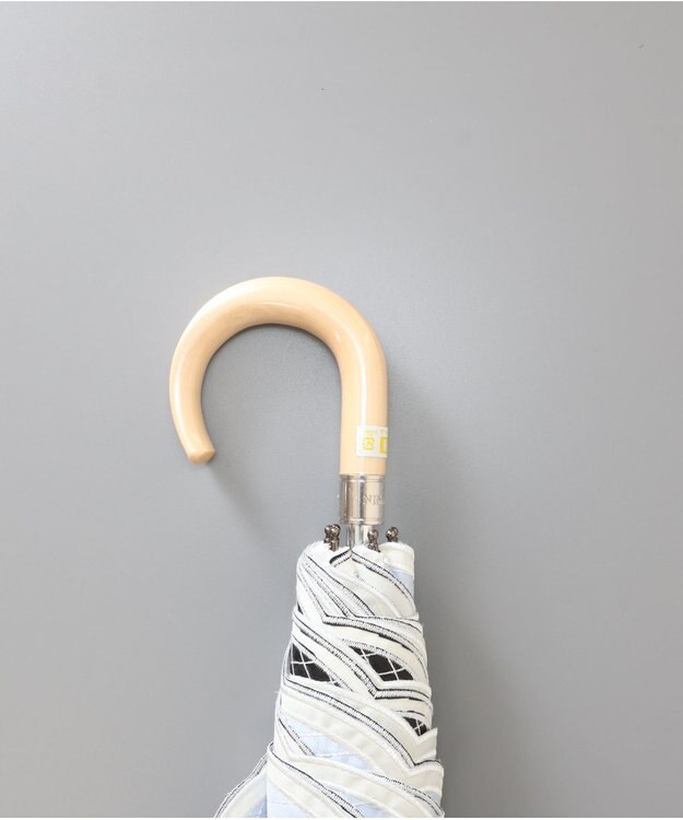 AURORA NINA RICCI （ニナリッチ） マーガレット刺繍晴雨兼用パラソル（折り畳み・トップフラット） サックス