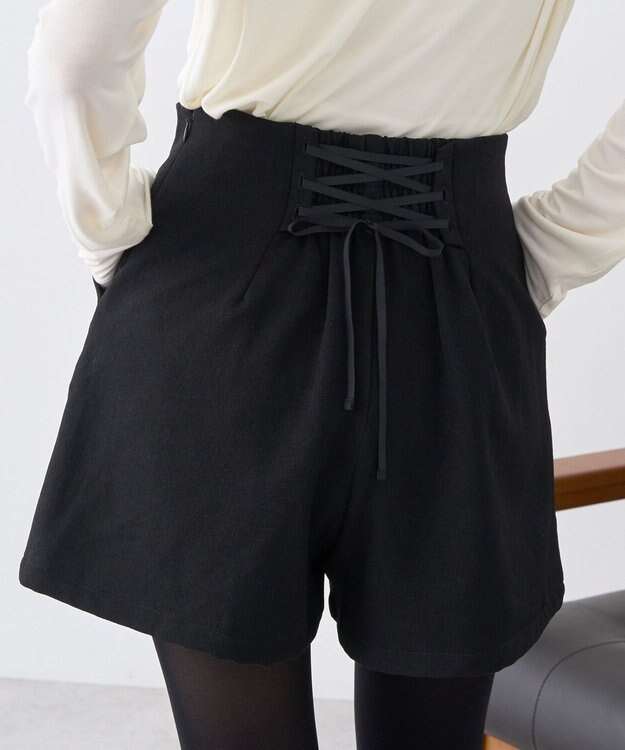 earth music&ecology バックレースアップショートパンツ Black