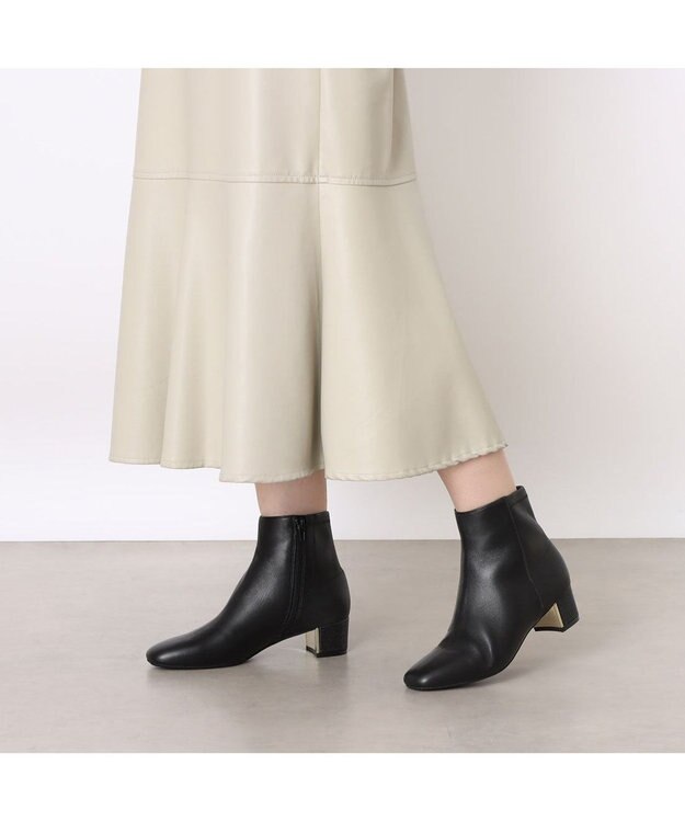 MODE ET JACOMO <MODE ET JACOMO>ストレッチレザースクエアトゥショートブーツ ブラック
