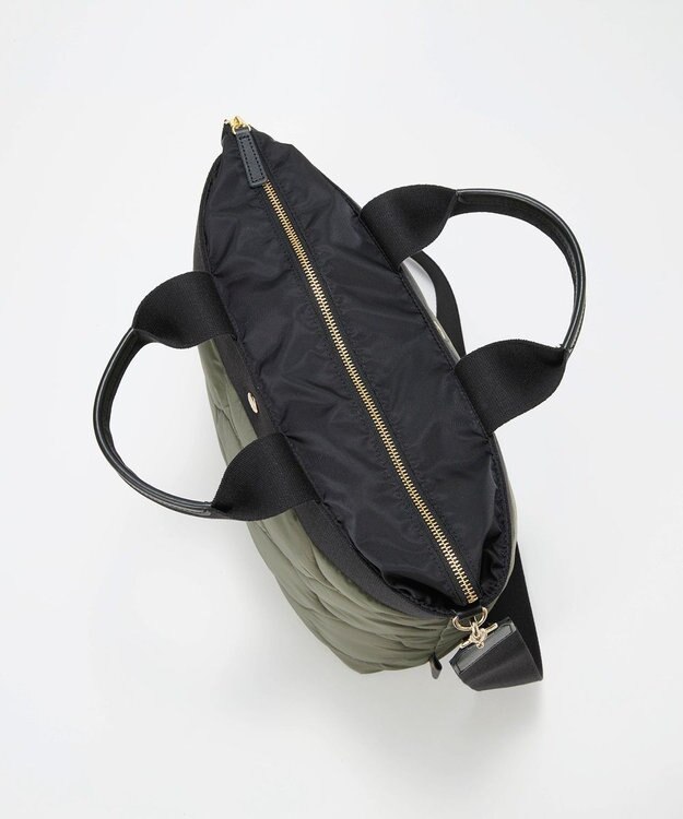 TOPKAPI 【Breath TOPKAPI】RIPPLE リプル キルティング ショルダー付き 縦型 トートバッグ / 撥水 / 軽量 カーキ