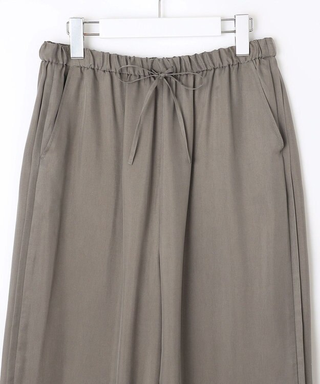 23区 【SLOW/一部店舗限定】キュプラフィブリルクロス サイドライン ワイドパンツ カーキ系