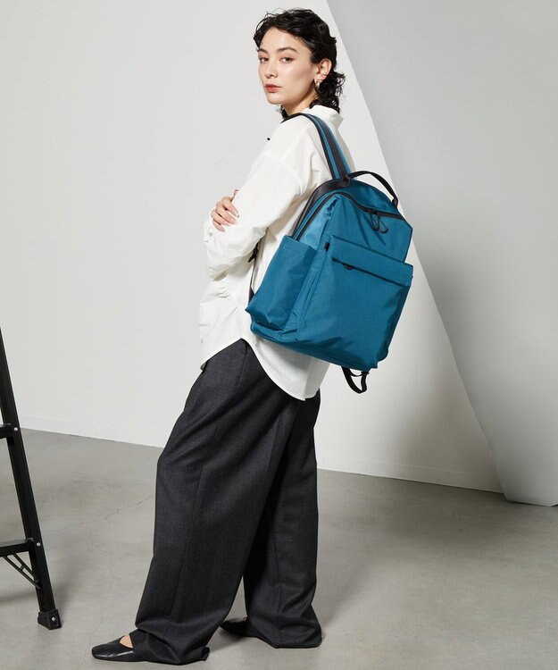 Y'SACCS 【大人のおしゃれ手帖5月号掲載】鶴田真由×Y'SACCS　フラップリュックサック ブルー