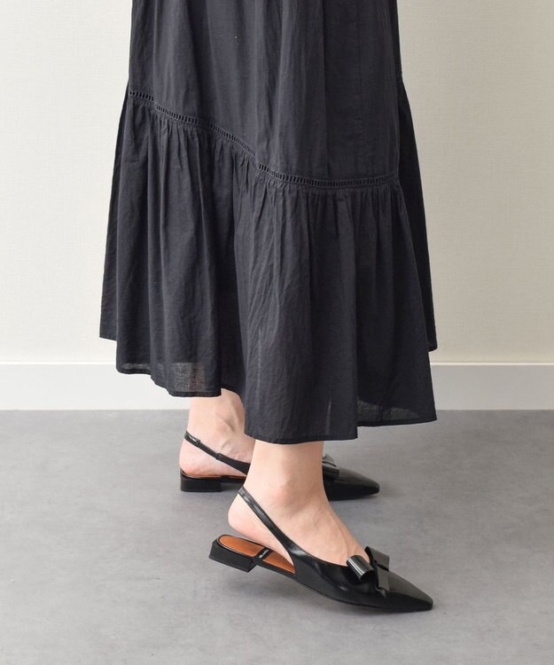 INTER-CHAUSSURES 【ANGEL ALARCON】ポインテッドトウローヒールリボンパンプス ブラック