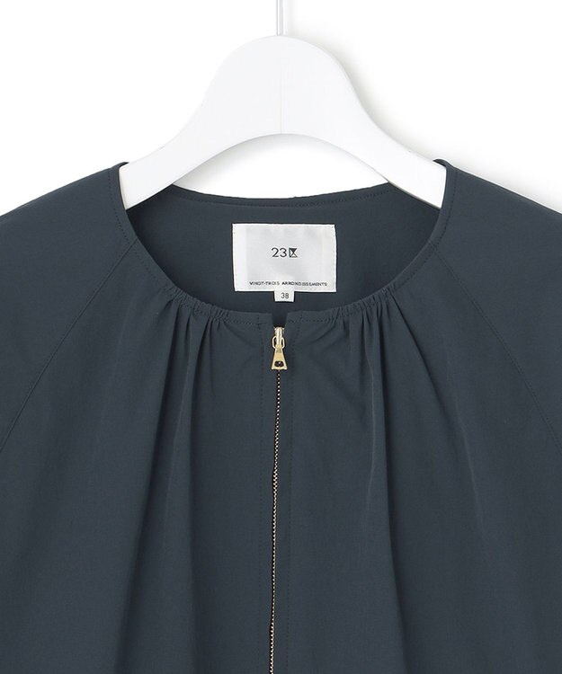 23区 ナイロン2WAYストレッチ ノーカラー ブルゾン ブルー系