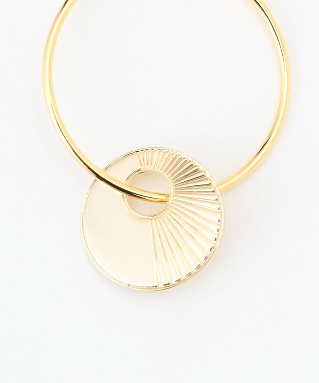 GRACE CONTINENTAL ラインコインフープイヤーカフ ゴールド