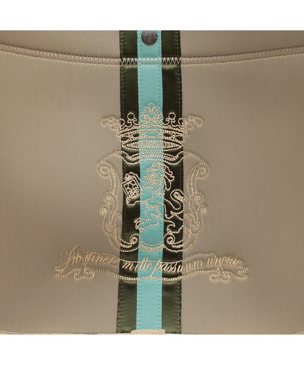 A.D.M.J. ドラマ「続・続・最後から二番目の恋」(フジテレビ)着用　マジックライト/センターリボンベルボトムトートL アレナ