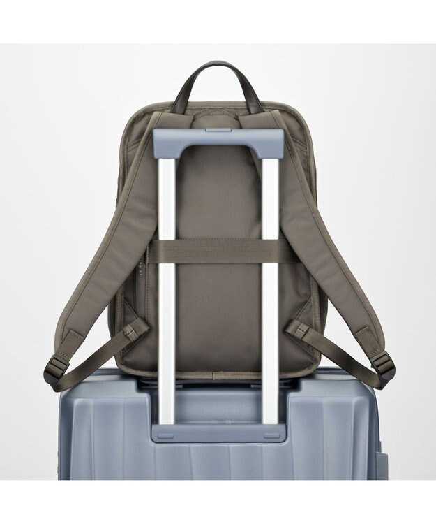 ACE BAGS & LUGGAGE W&.Day/Night リッカ2 スクエアリュック A4サイズ 13.3インチPC収納 19151 ダブルアンドデイナイト アッシュブラウン