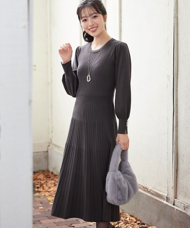 Tiaclasse L リブニットパフスリーブワンピース チャコールグレー
