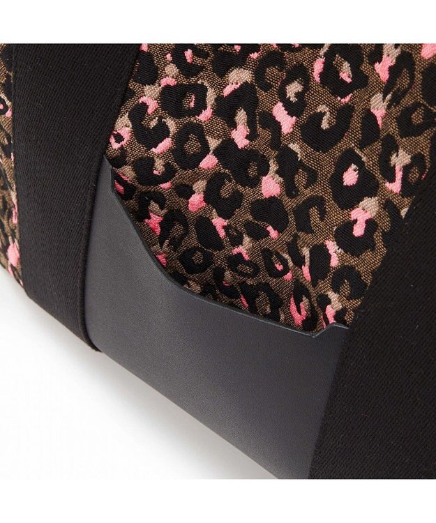 TOPKAPI 【TREASURE TOPKAPI】アニマルジャガード A4 トートバッグ ブラウン