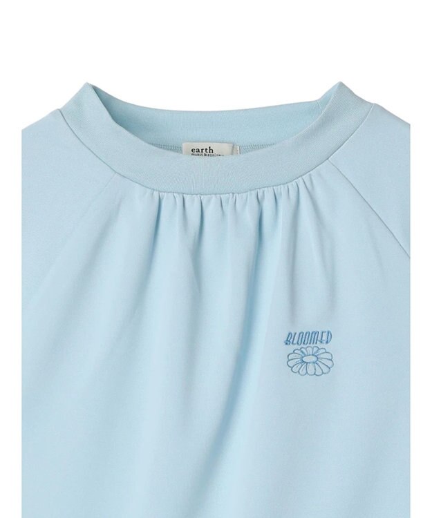earth music&ecology スポーティー刺繍ロゴＴ Light Blue
