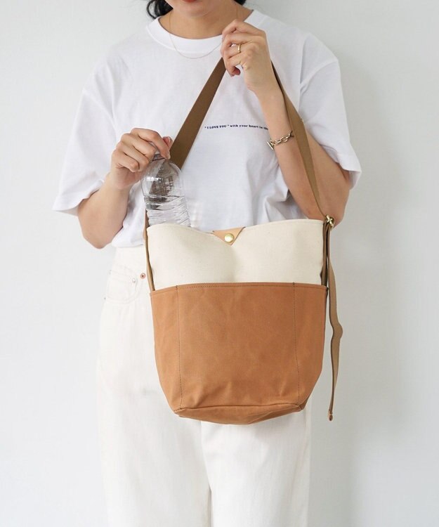 NIZYU KANO TWO-TONEショルダーバッグ Sサイズ 生成り×キャメル