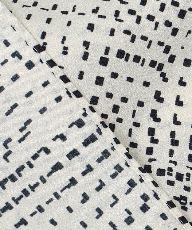 23区 L 【洗える】モノクロトーンプリント ブラウス アイボリー系