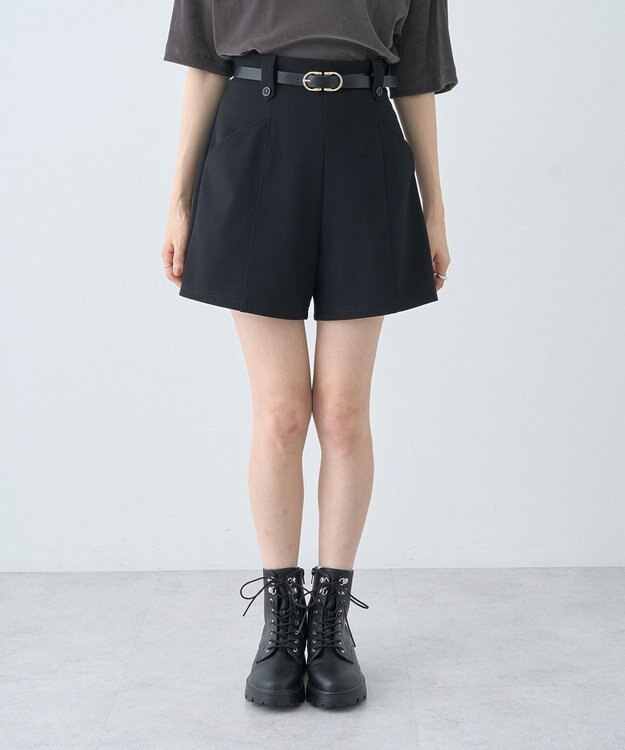 earth music&ecology ベルト付きタブデザインショートパンツ Black