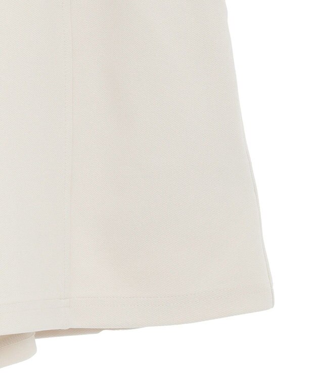 earth music&ecology ベルト付きタブデザインショートパンツ Ivory