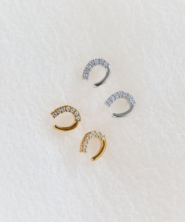 Phoebe 〈金属アレルギー対応〉グロッシーミニホースシューピアス　シルバー　ステンレス/馬蹄/蹄鉄/ラッキーモチーフ/ギフト/プレゼント シルバー