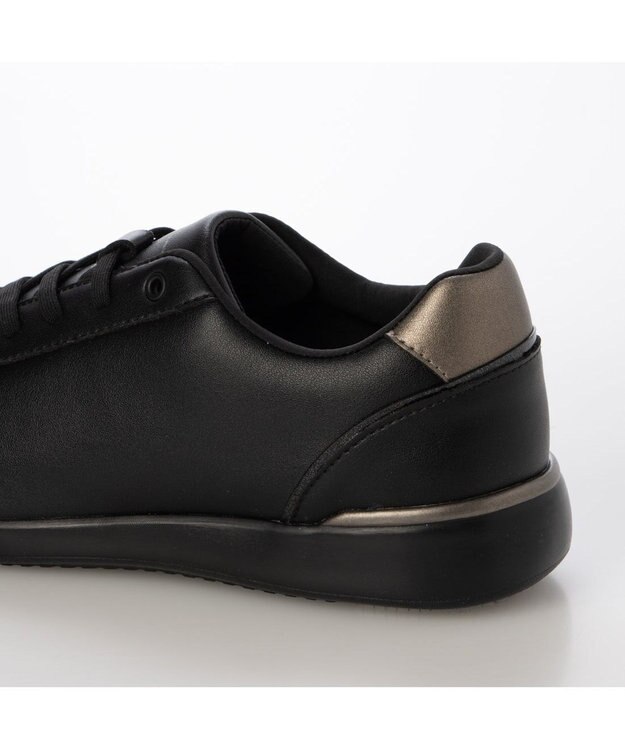 ing <ing>レースアップスニーカー ブラック