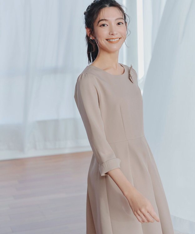 Tiaclasse 【3WAY】リボンブローチ＆ベルト付きフレアワンピース グレージュ