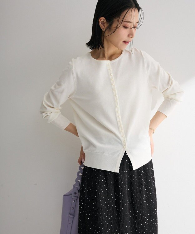 Green Parks パール調ボタン付き２ＷＡＹニットプルオーバー Off White