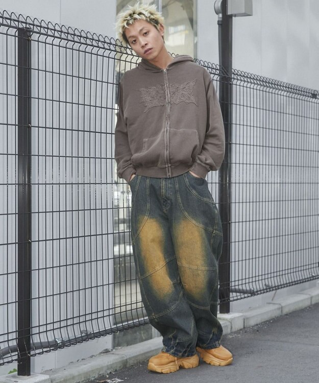 WEGO 【ユニセックス着用ITEM】ピグメントダメージアップリケZIPパーカー ブラウン