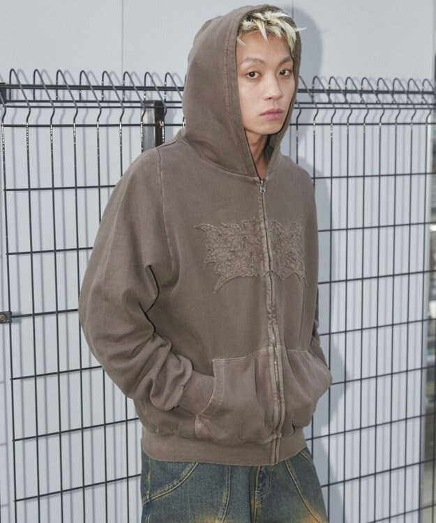 WEGO 【ユニセックス着用ITEM】ピグメントダメージアップリケZIPパーカー ブラウン