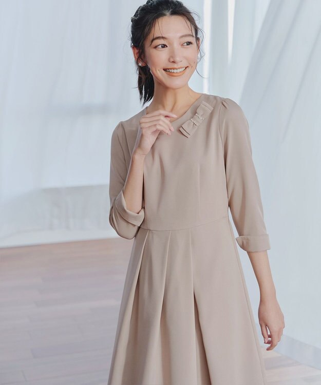 Tiaclasse 【3WAY】リボンブローチ＆ベルト付きフレアワンピース グレージュ