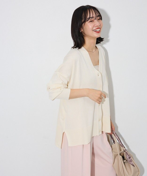 Green Parks ここちニットＶネックカーディガン Ecru