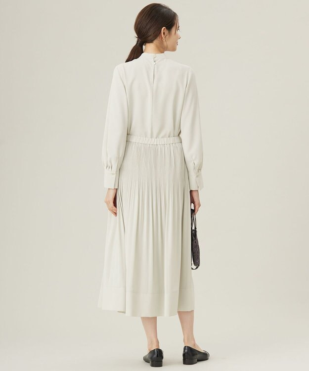 自由区 S 【セットアップ対応・洗える】ライトサテンプリーツ スカート ベージュ