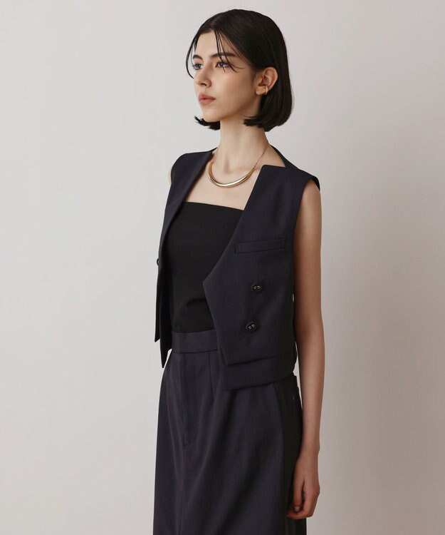 GRACE CONTINENTAL オックスショートジレ ブラック