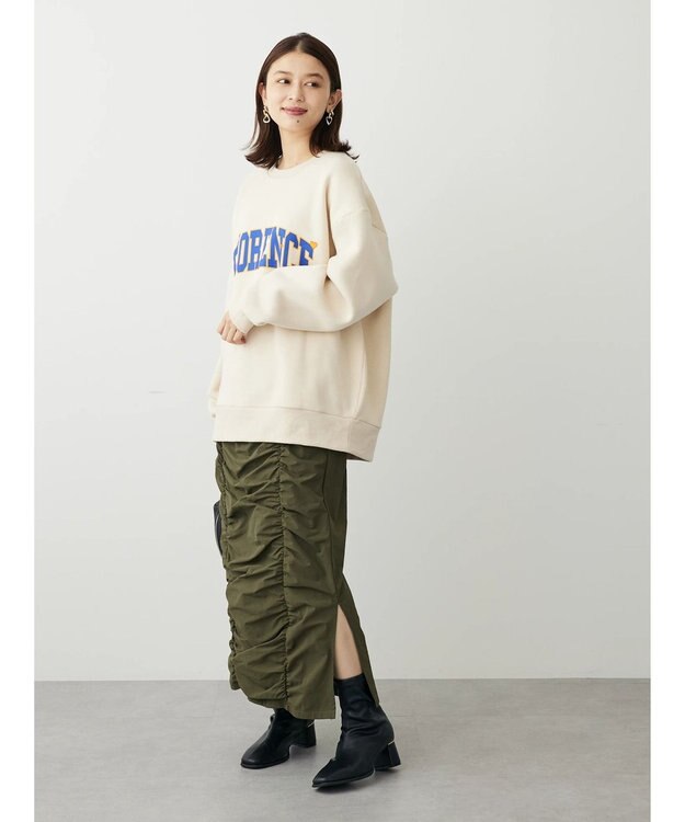 Green Parks ・Ｄｏｕｂｌｅ　Ｆｌａｇｓ　ロゴｐｔ＆刺繍スウェット Ivory