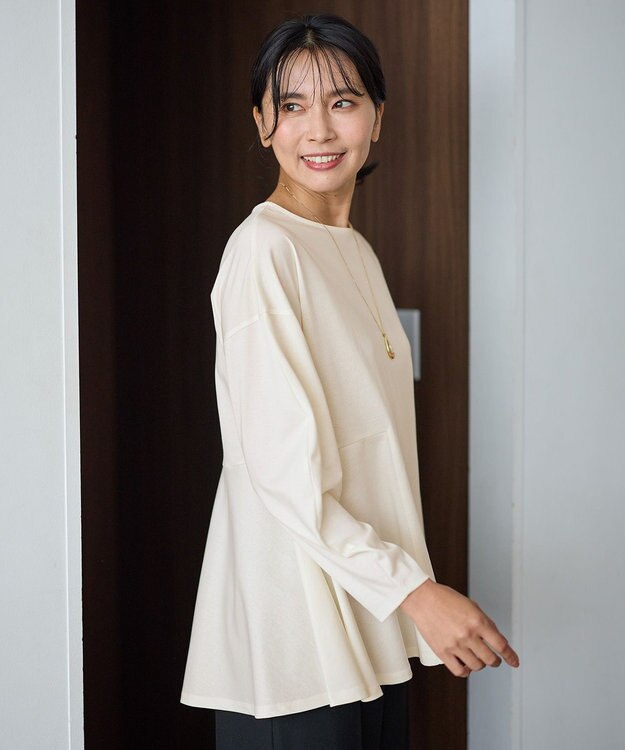 ANY ジョーゼット裏起毛ペプラムプルオーバー エクリュ