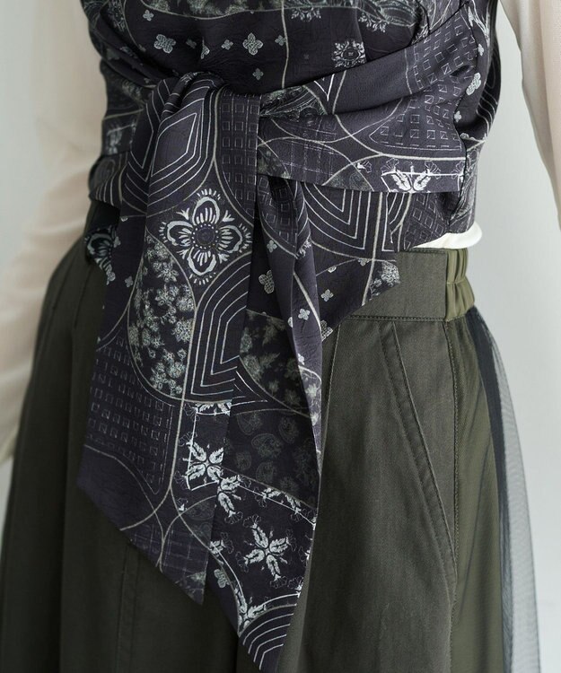 YECCA VECCA スカーフ柄オーバーキャミ Black